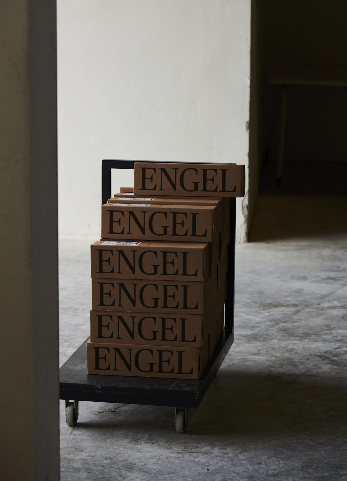  (Weingut Engel, Studio Bruch)